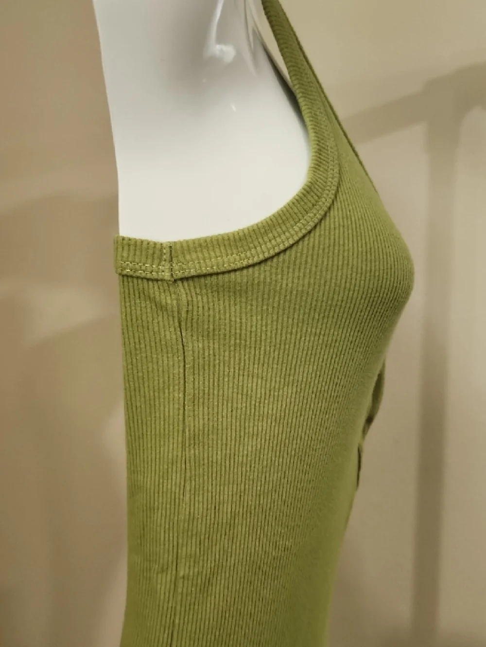 SO Olive Ribbed Henley Tank Top - Picture 4 of 8